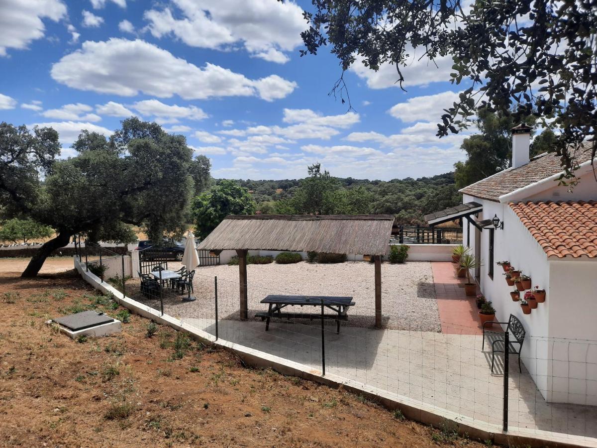 Casa Rural La Dehesilla Касала де ла Сиера Екстериор снимка