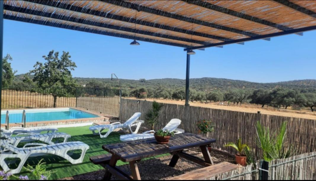 Casa Rural La Dehesilla Касала де ла Сиера Екстериор снимка